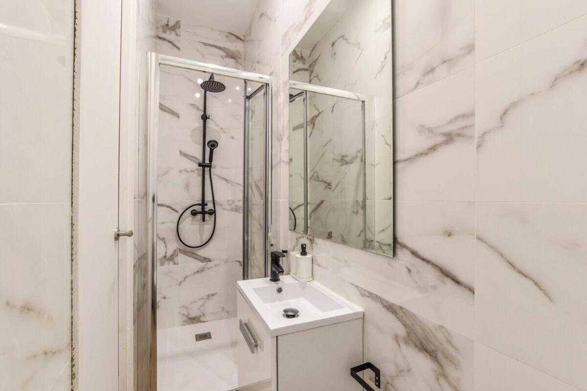 Myhousespain - Luxury Flat Next To Gran Via Мадрид Екстериор снимка